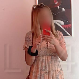Ich will deine H&auml;nde auf meinem 175 cm gro&szlig;en, t&auml;towierten K&ouml;rper sp&uuml;ren