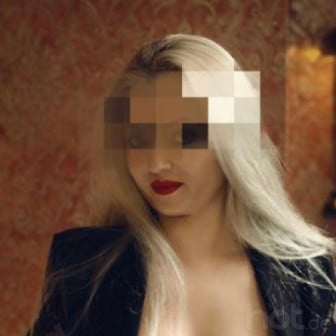 Ich, 35, blond, 160 cm &ndash; z&auml;rtlich, verspielt, hei&szlig; f&uuml;r dich