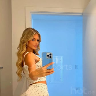 Zierliche 26j, 147cm, Natur-C &ndash; verspielt & direkter Dirty Talk