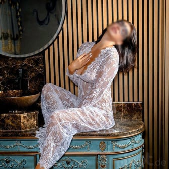 Ich verw&ouml;hne Sie ⚡ mit einer erotischen Massage voller Hingabe